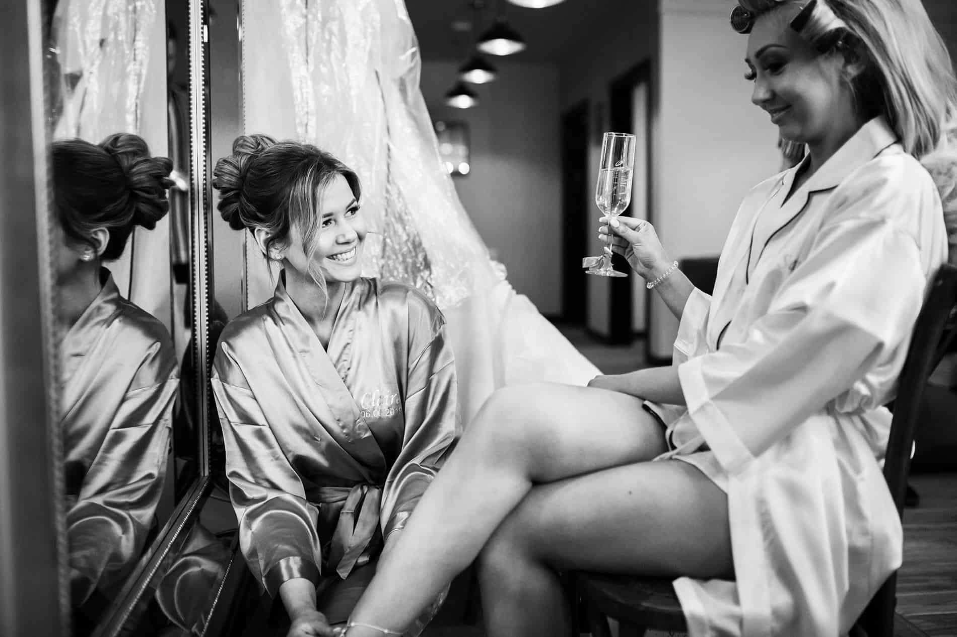 sammi dan mill barns wedding photography philip james