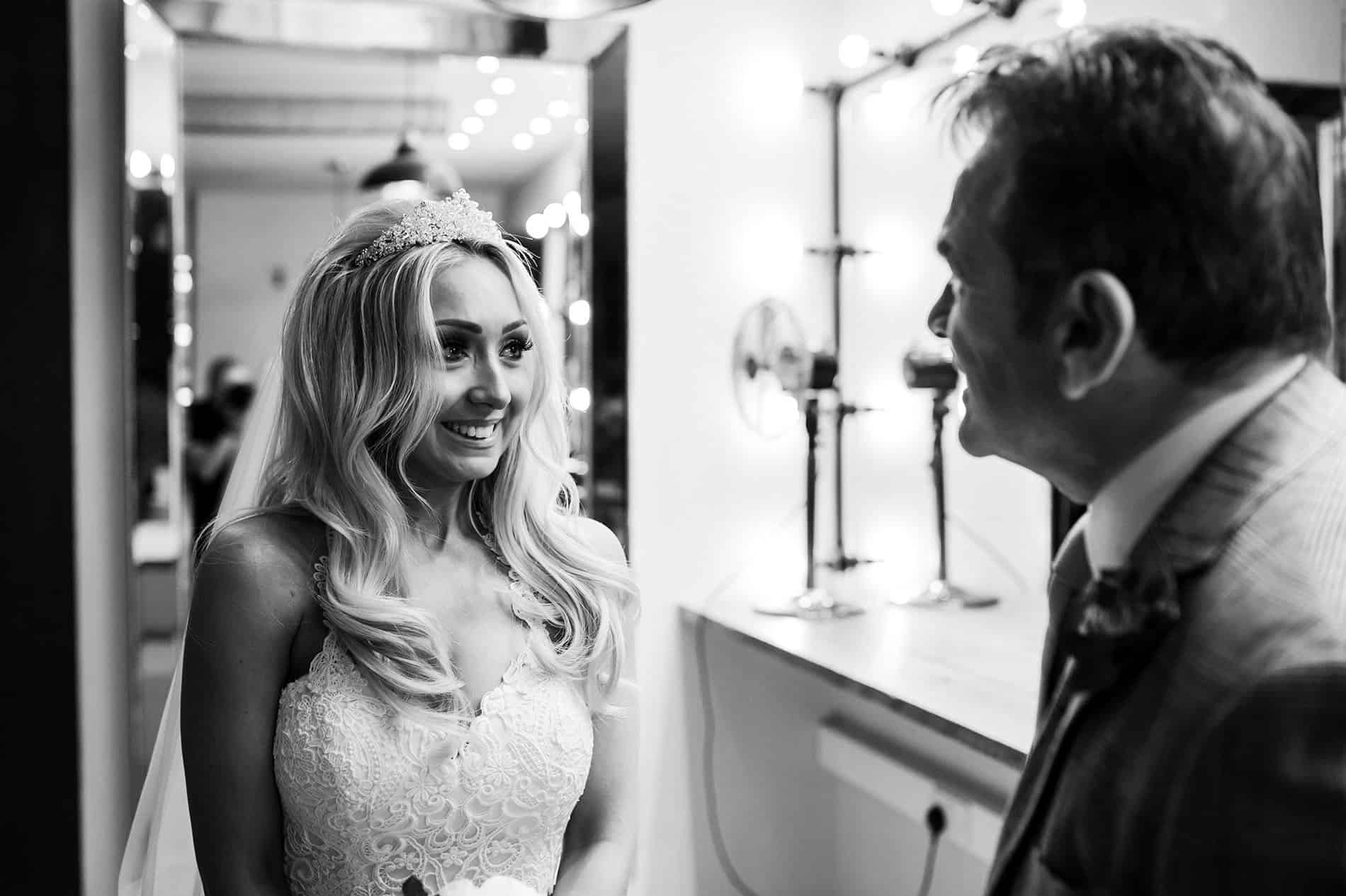 sammi dan mill barns wedding photography philip james