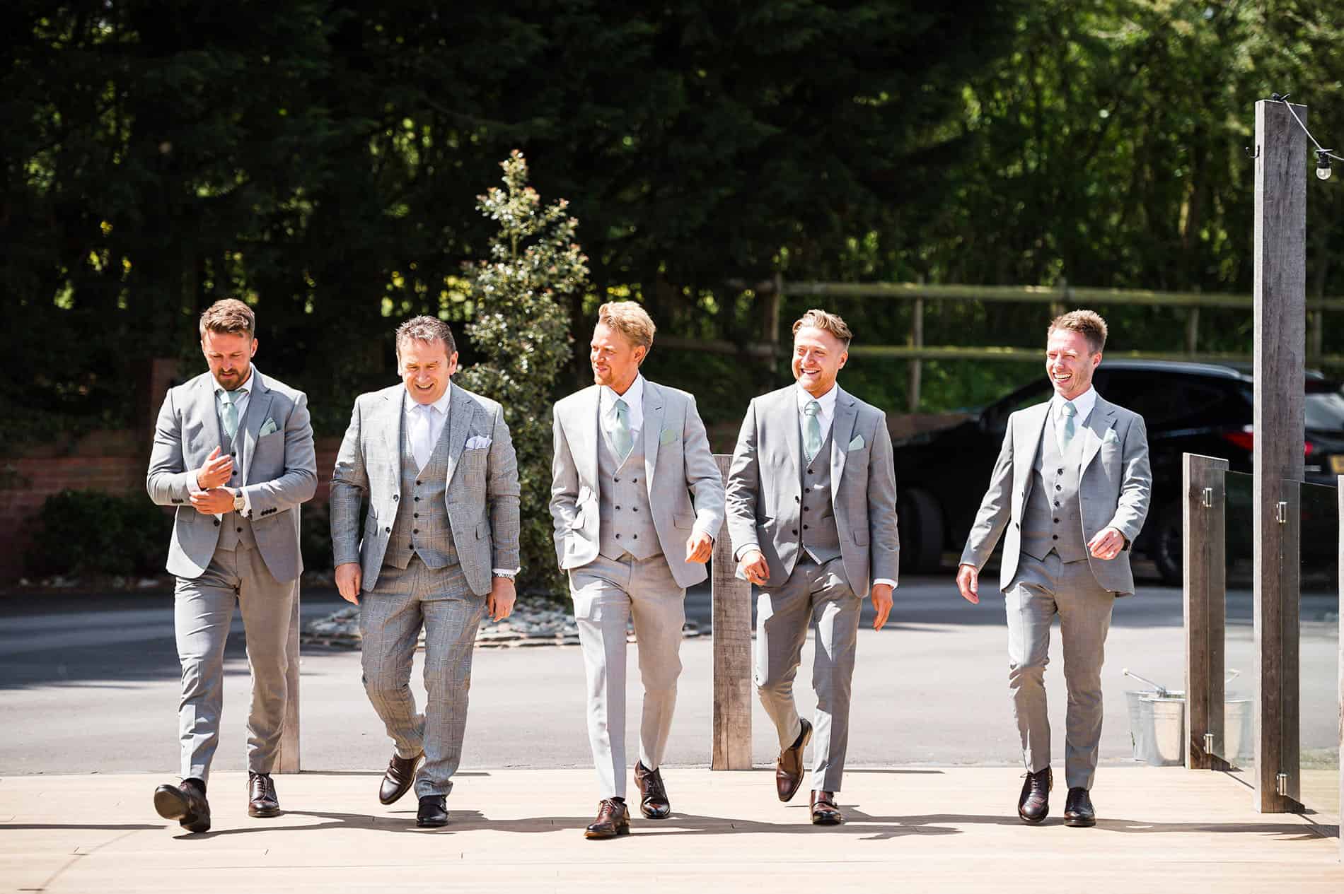 sammi dan mill barns wedding photography philip james