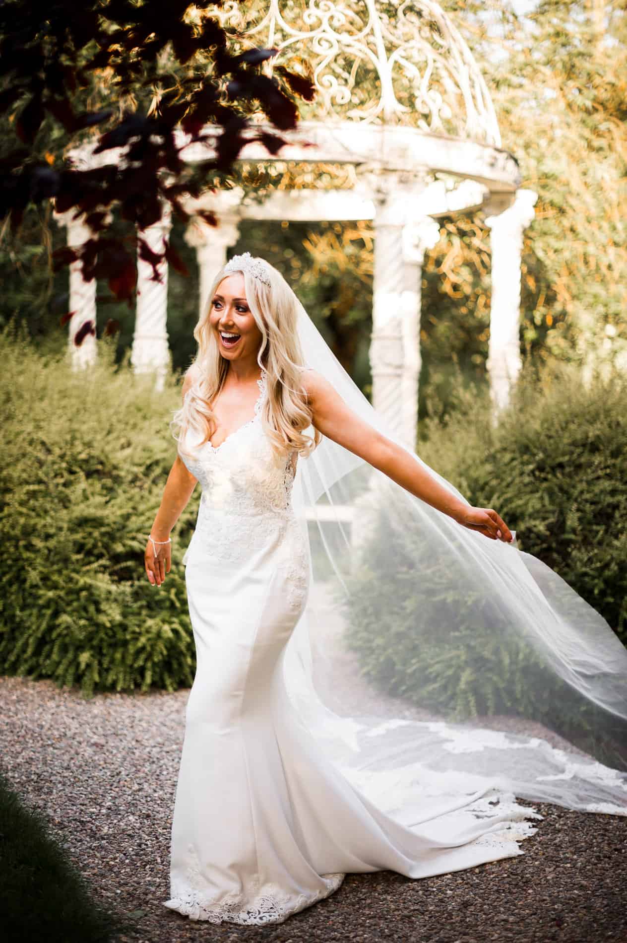 sammi dan mill barns wedding photography philip james